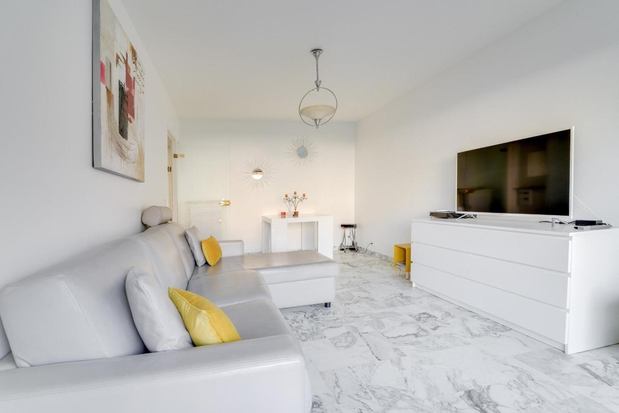 Cmg Croisette/ Lacour