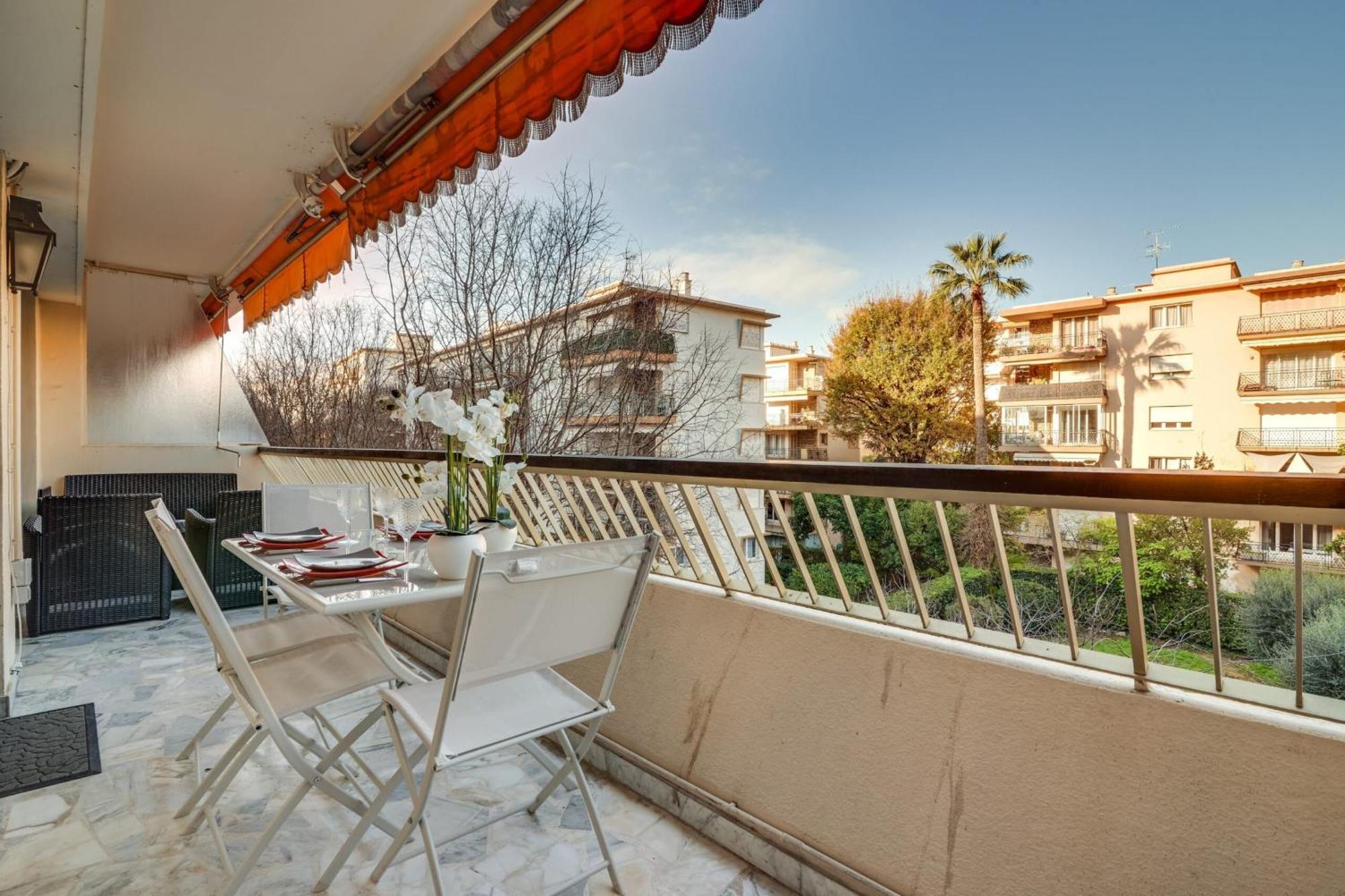 Appartement Cmg Croisette/ Lacour *